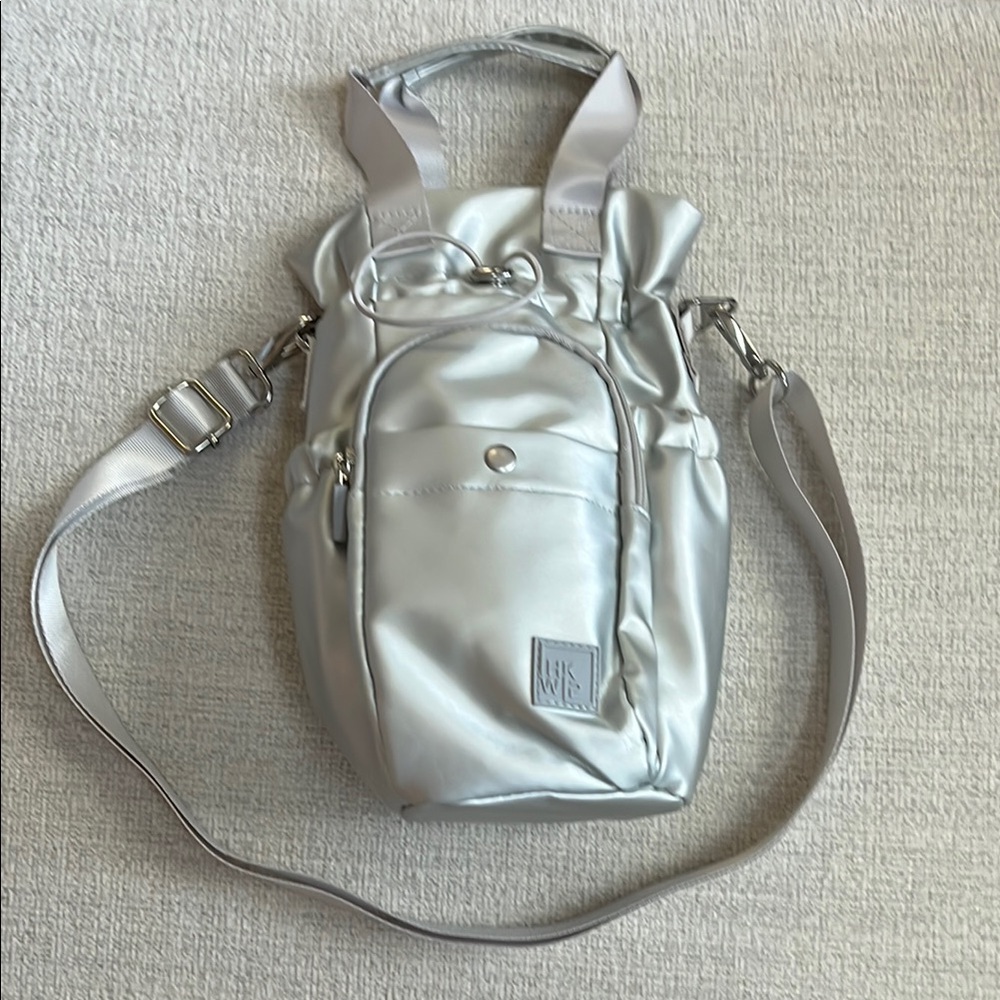 NWOT IHKWIP Insulated Water Bottle Crossbody Caddy